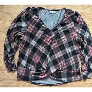 MAURICES 24/7 PLUS SZ 1 PLAID SWEATER BLACK RED TUNIC TEE SOFT V NECK RIB CUFFS